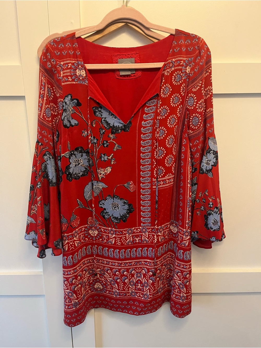 Vanessa Virginia Red Floral V-Neck Bell Sleeve Dress